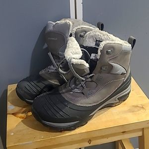 Charcoal Merrell lined boots